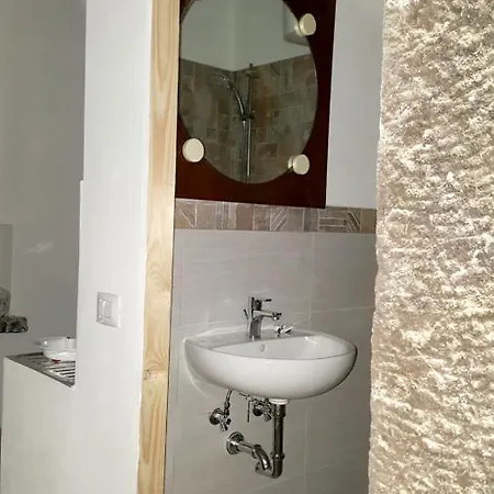 5 Bedrooms House With Terrace At Quaratica בית נופש ריקו דל גולפו די ספאציה