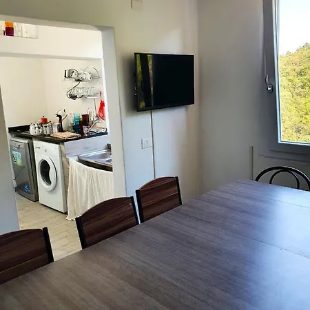 5 Bedrooms House With Terrace At Quaratica