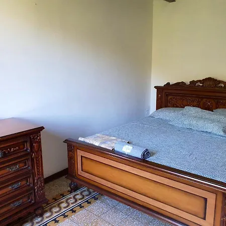 בית נופש 5 Bedrooms House With Terrace At Quaratica *
